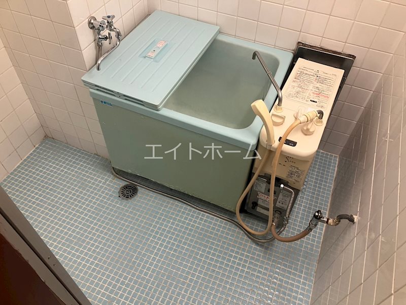 �����s�����q�s���쒬�̃}���V�����̃o�X