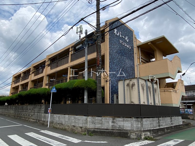 �����s�����q�s���쒬719�̃}���V�����̌����O��