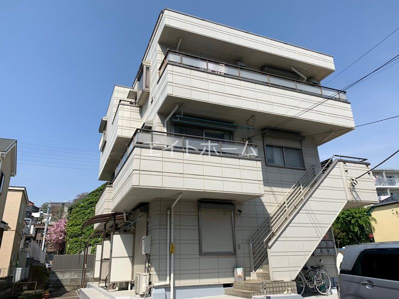 �����s�����q�s��a�c���V���ڂ̃}���V�����̌����O��