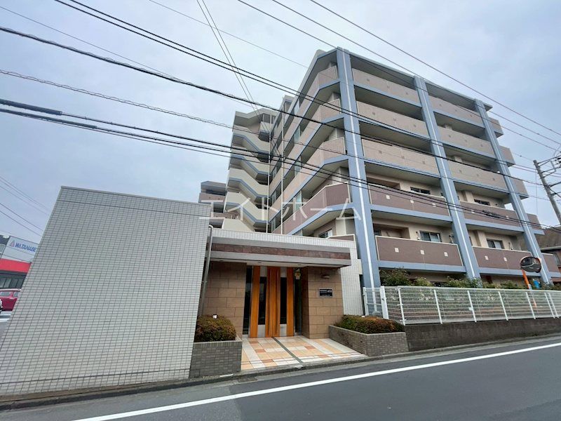 �����s�����q�s���J��912-4�̃}���V�����̌����O��