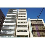 �����s�����q�s���R���̃}���V�����̌����O��