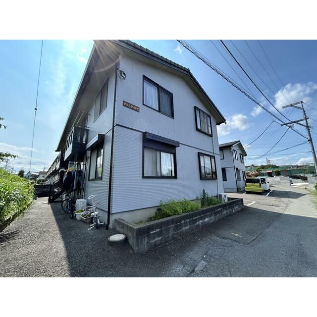 �����s�����q�s�ŉz��76�̃A�p�[�g�̌����O��