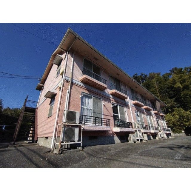 �����s����s���v�ۂU����13-15�̃A�p�[�g�̌����O��