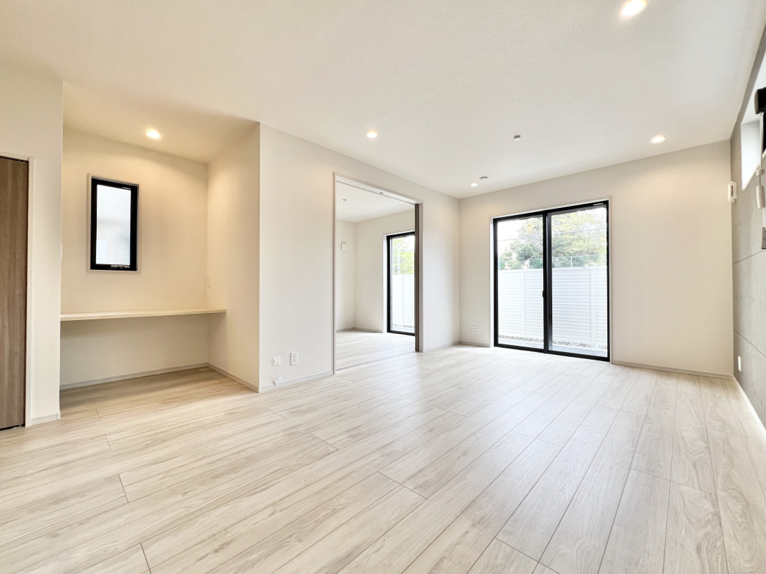 �����s�����q�s���ؒ��̐V�z��ˌ��Ẵ��r���O