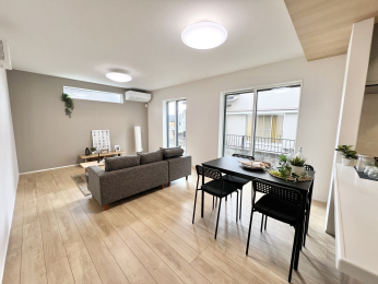 �����s�����q�s������̐V�z��ˌ��Ẵ��r���O