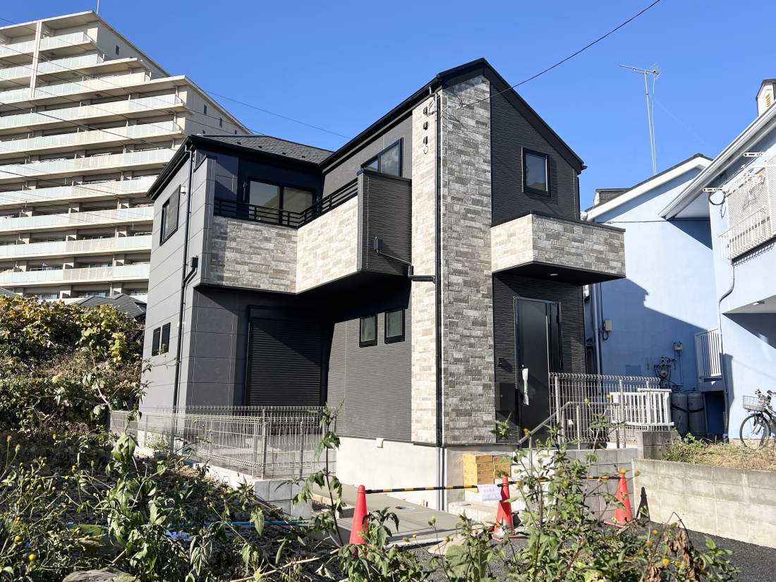 �����s�����q�s�q����3���ڂ̐V�z��ˌ��Ẳ摜