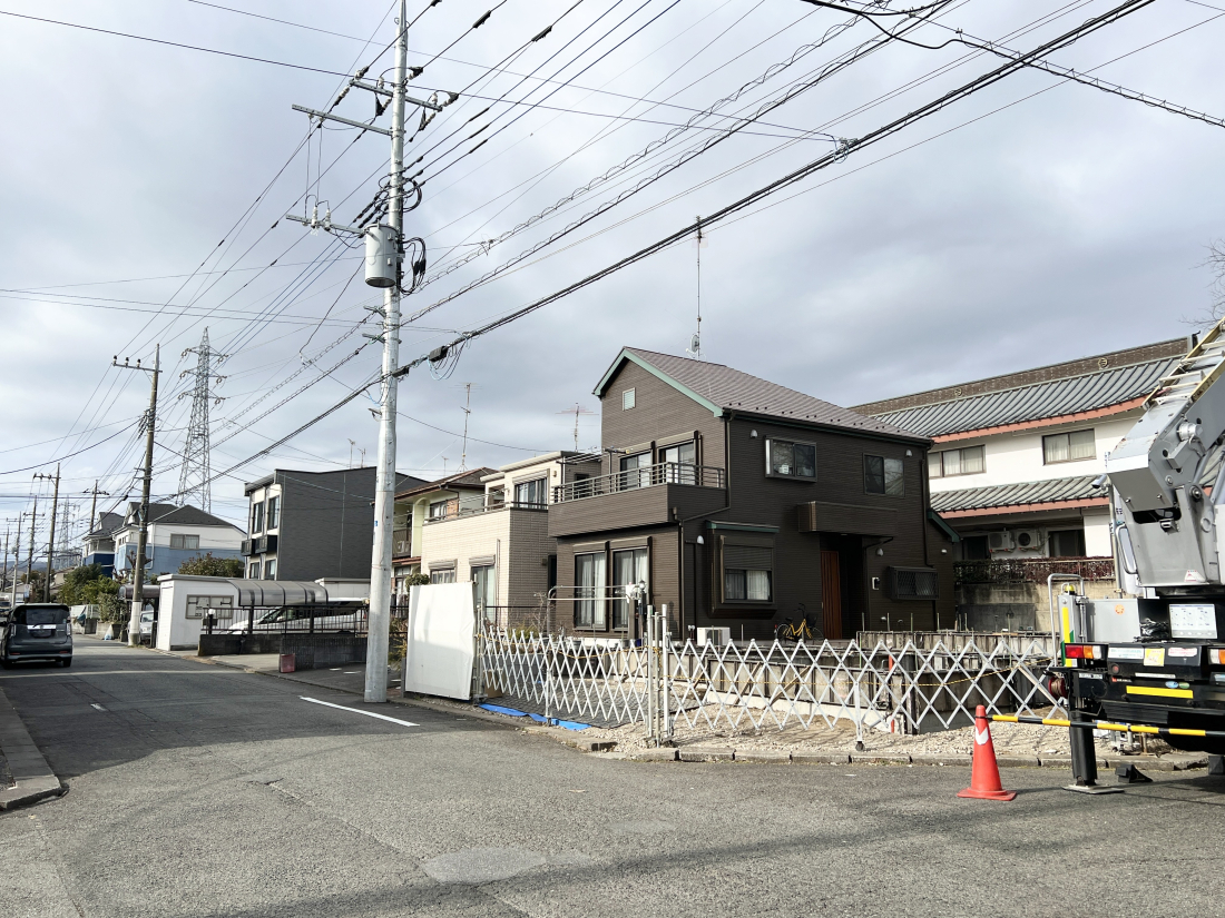 �����s�����q�s�R�c���̐V�z��ˌ��Ă̑O�ʓ��H�܂ތ��n�ʐ^