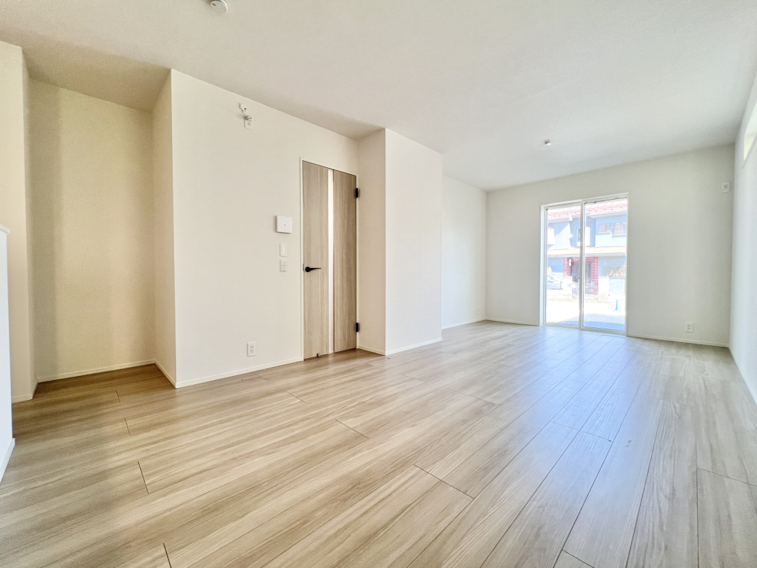 �����s�����q�s���������̐V�z��ˌ��Ẵ��r���O