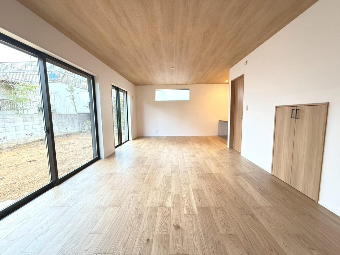 �����s�����q�s�߂����3���ڂ̐V�z��ˌ��Ẵ��r���O