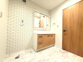 �����s�����q�s�߂����3���ڂ̐V�z��ˌ��Ă̐��ʑ�E���ʏ�