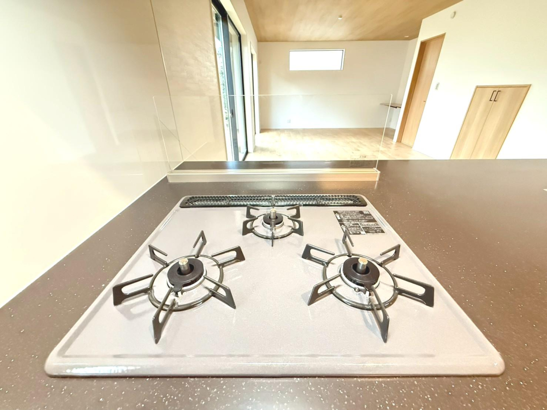 �����s�����q�s�߂����3���ڂ̐V�z��ˌ��ẴL�b�`��