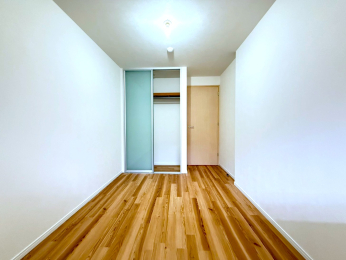 �����s�����q�s���c���̒��Ã}���V�����̃��r���O�ȊO�̋���