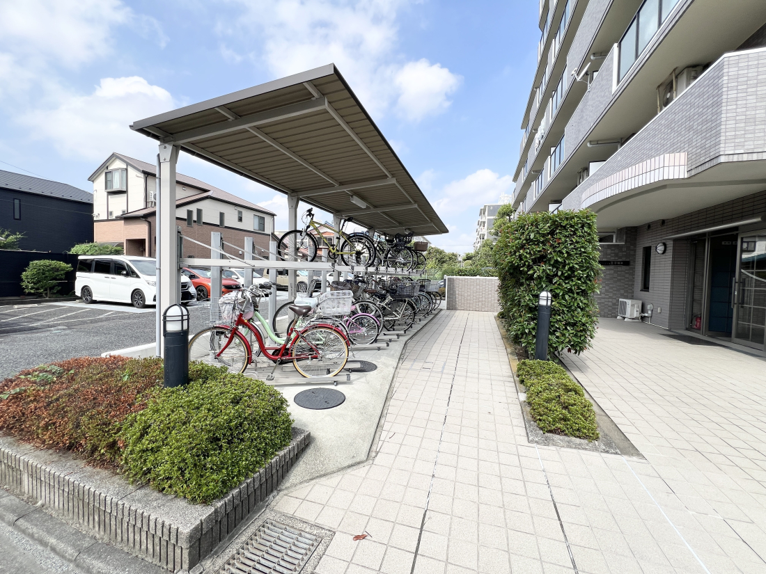 �����s�����q�s���_��1���ڂ̒��Ã}���V�����̃G���g�����X