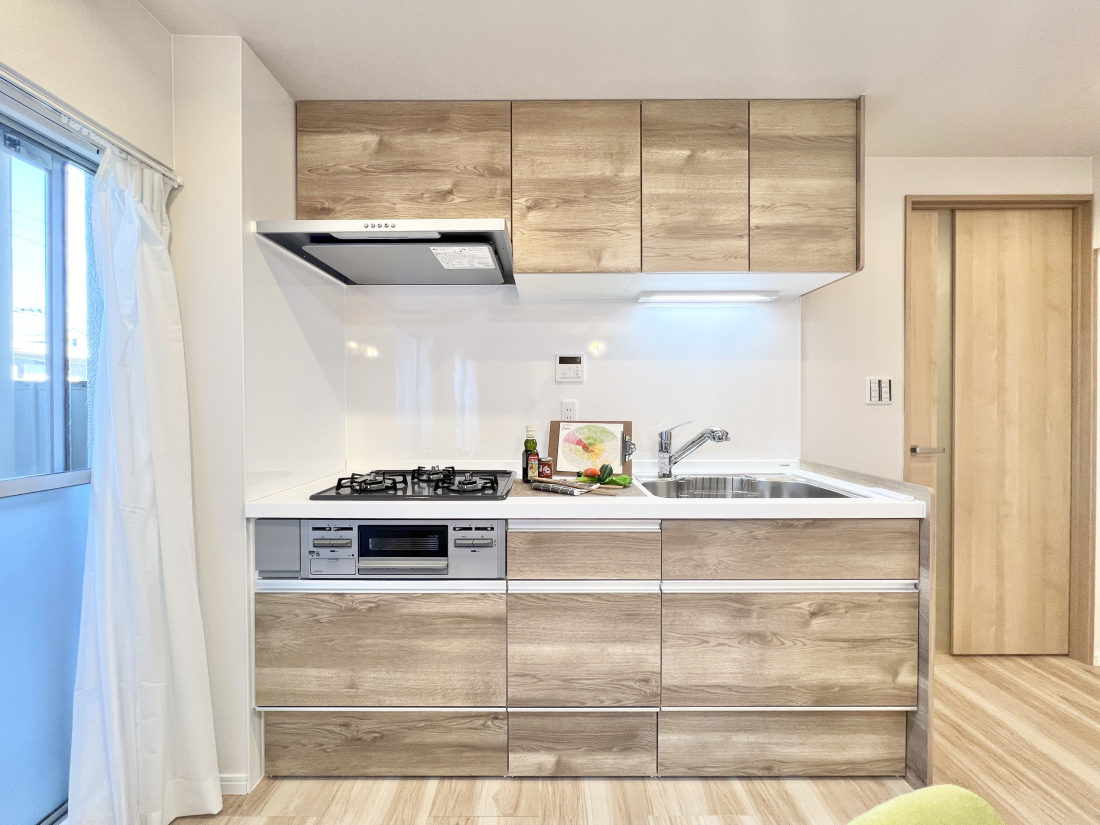 �����s�����q�s�U�c��4���ڂ̒��Ã}���V�����̃L�b�`��