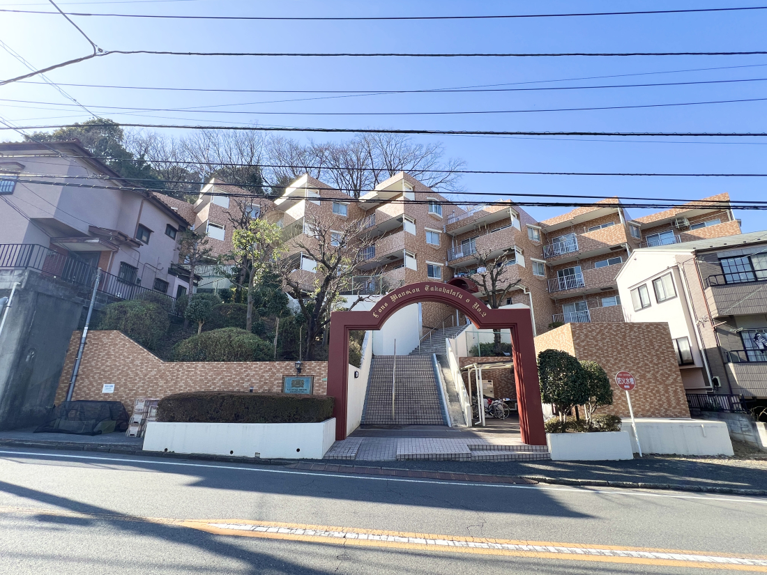 �����s����s�O��3���ڂ̒��Ã}���V�����̌��n�O�ώʐ^