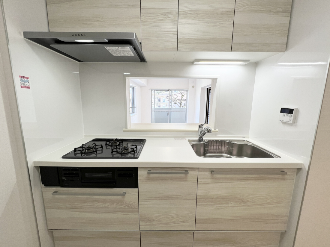 �����s����s�O��3���ڂ̒��Ã}���V�����̃L�b�`��