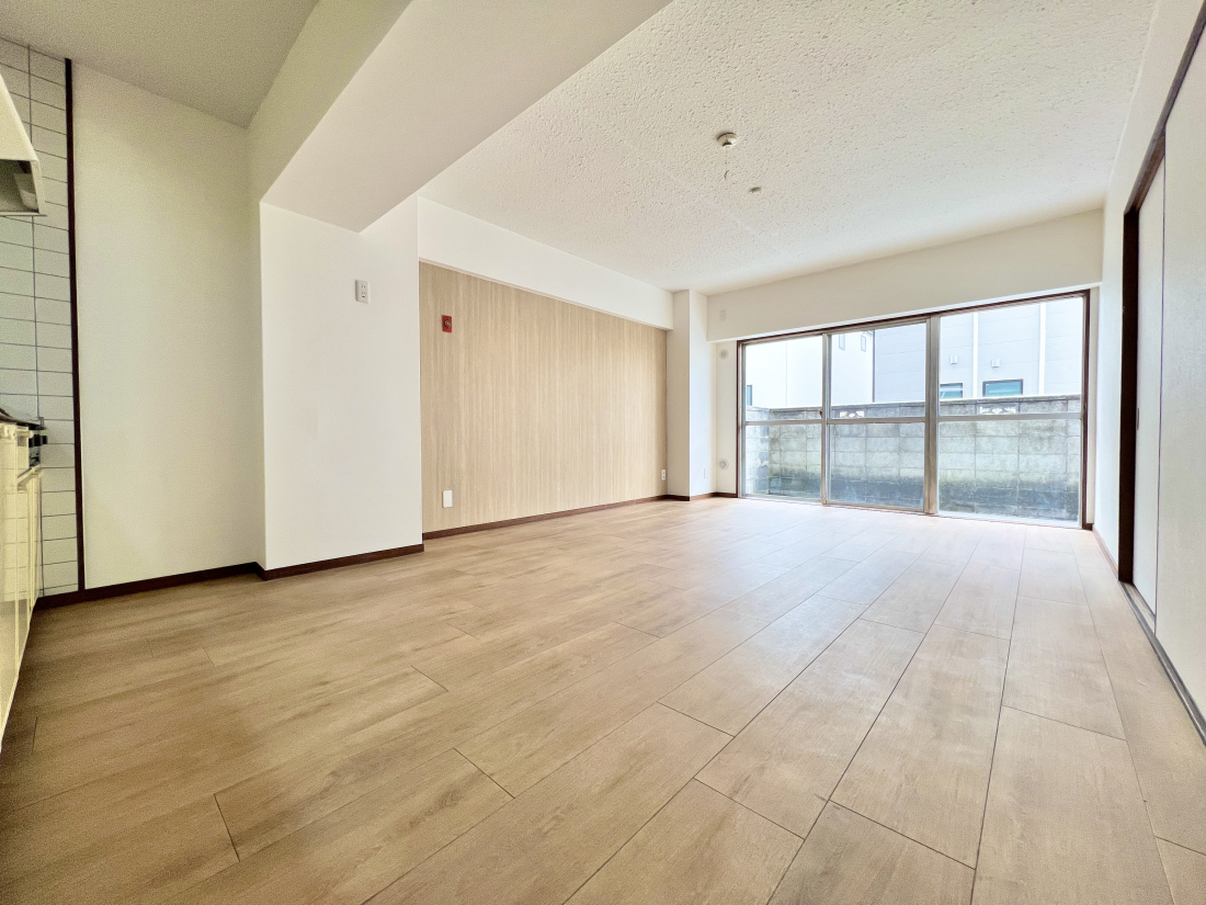 �����s�����q�s�����R��1���ڂ̒��Ã}���V�����̃��r���O