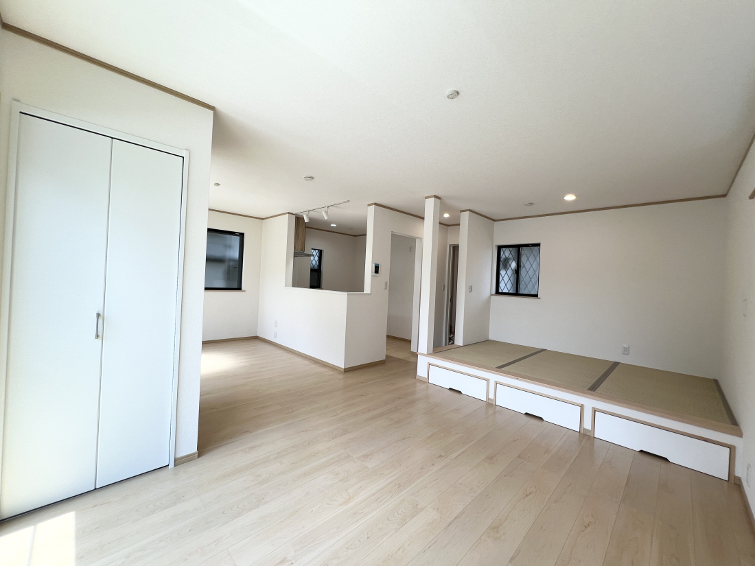 �����s�����q�s�󕪕����̒��È�ˌ��Ẵ��r���O