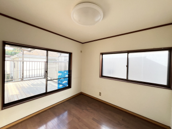 �����s�����q�s���쒬�̒��È�ˌ��Ẵ��r���O�ȊO�̋���