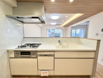 �����s�����q�s���������q�s��O���w�Z�����q�s��Z���w�Z�̒��Ã}���V�����̃L�b�`��