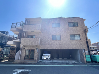 �����s�����q�s���؂̒��Ã}���V�����̌��n�O�ώʐ^