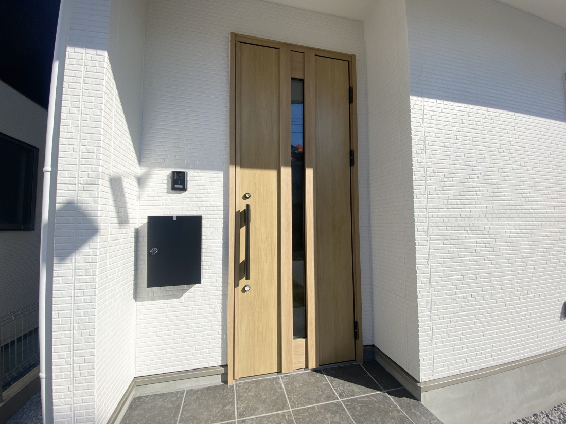 �����s�����q�s�Β��̐V�z��ˌ��Ă̌���