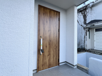 �����s�����q�s����쒬�̐V�z��ˌ��Ă̌���