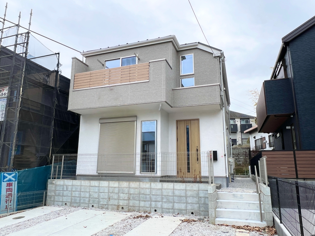 �����s�����q�s���[���̐V�z��ˌ��Ă̌��n�O�ώʐ^