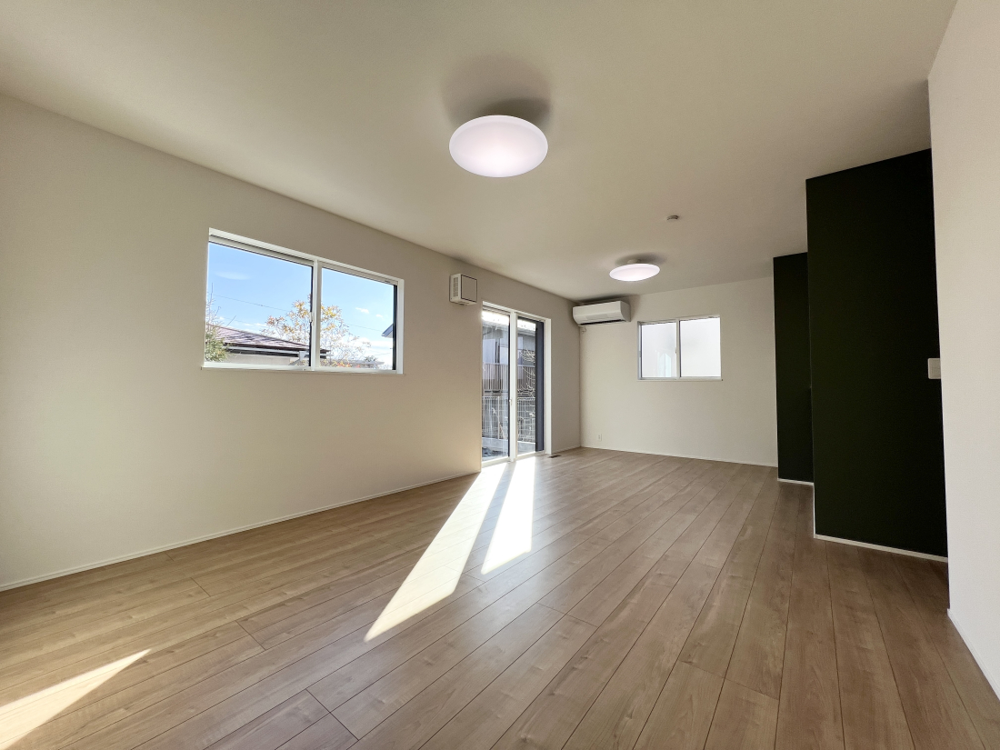 �����s�����q�s���������̐V�z��ˌ��Ẵ��r���O