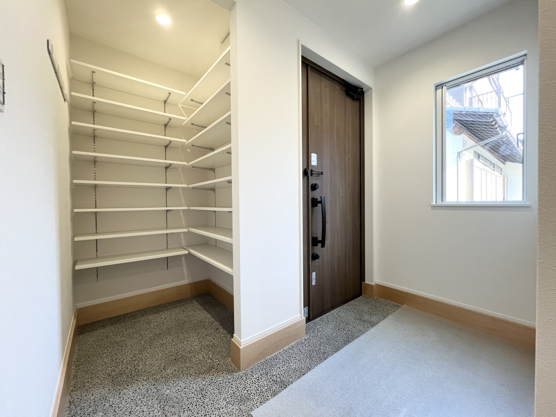 �����s�����q�s���M��2���ڂ̐V�z��ˌ��Ă̌���