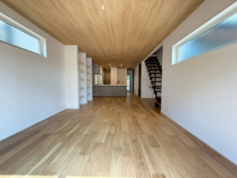 �����s�����q�s�߂����3���ڂ̐V�z��ˌ��Ẵ��r���O