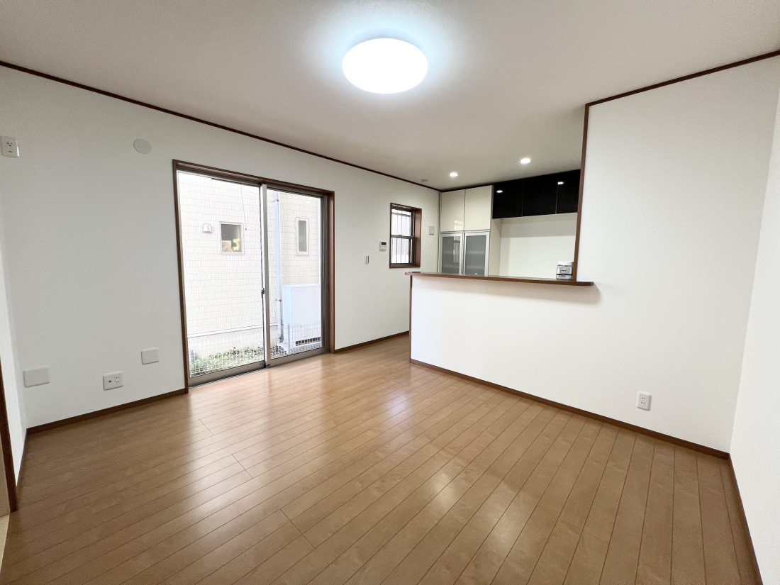 �����s�����q�s������̒��È�ˌ��Ẵ��r���O