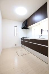 �����s�����q�s�z�K���̒��È�ˌ��ẴL�b�`��