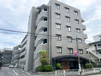 �����s�����q�s�U�c��5���ڂ̒��Ã}���V�����̌��n�O�ώʐ^