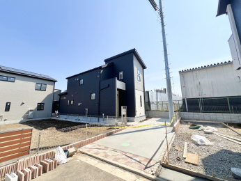 �����s�����q�s�ΐ쒬�̐V�z��ˌ��Ă̌��n�O�ώʐ^