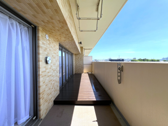 �����s�����q�s��a�c��3���ڂ̒��Ã}���V�����̃o���R�j�[