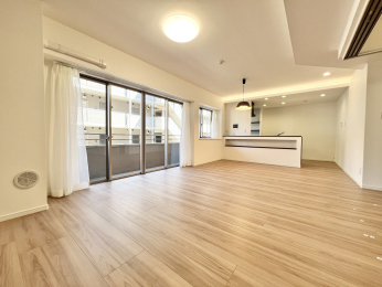 �����s�����q�s��a�c��7���ڂ̒��Ã}���V�����̃��r���O