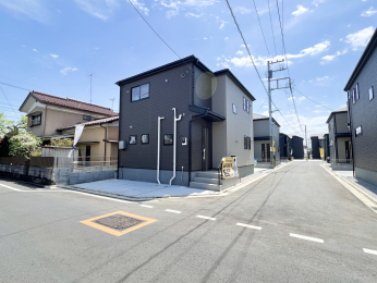 �����s�����q�s��땪�����̐V�z��ˌ��Ă̑O�ʓ��H�܂ތ��n�ʐ^