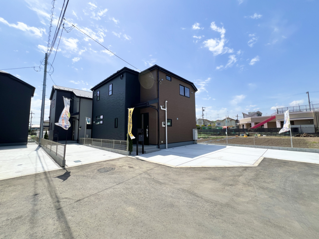 �����s�����q�s��땪�����̐V�z��ˌ��Ă̑O�ʓ��H�܂ތ��n�ʐ^