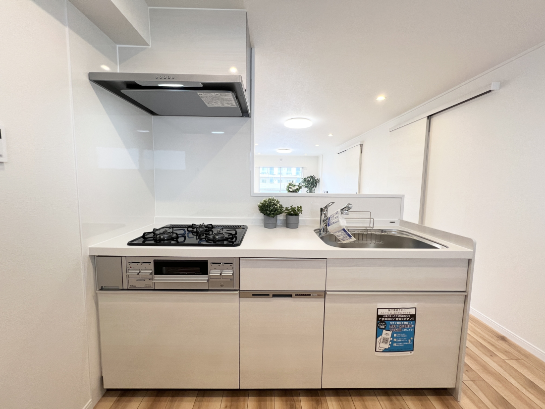 �����s�����q�s�U�c��5���ڂ̒��Ã}���V�����̃L�b�`��