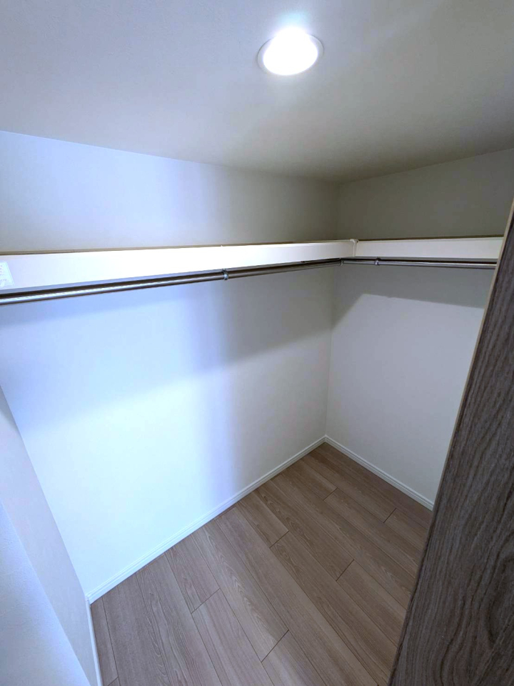 �����s�����q�s�q����1���ڂ̒��Ã}���V�����̎��[