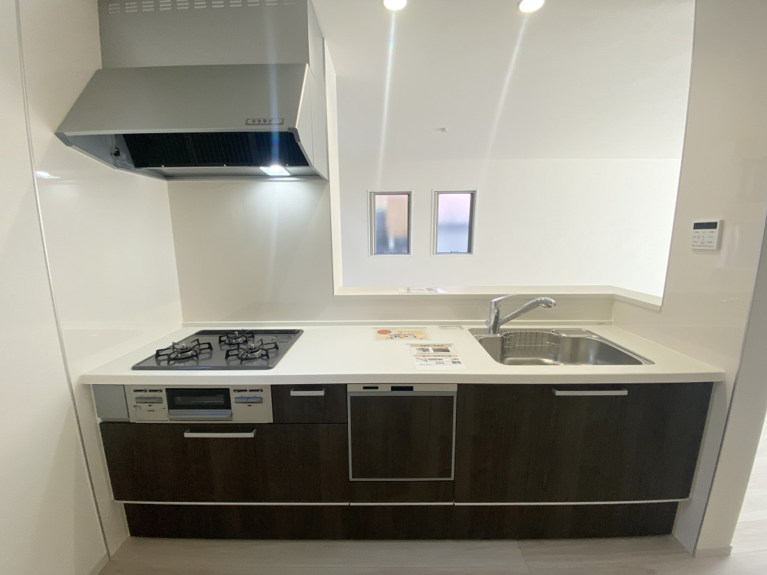 �����s�����q�s�Β��̐V�z��ˌ��ẴL�b�`��