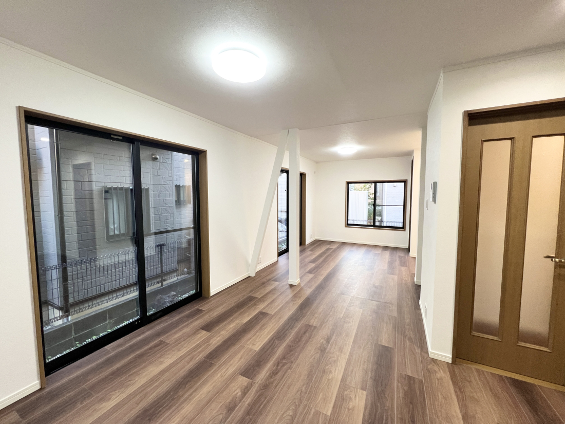 �����s�����q�s�k�쒬�̒��È�ˌ��Ẵ��r���O