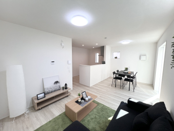 sqsac1ڂ̐VzˌẴrO