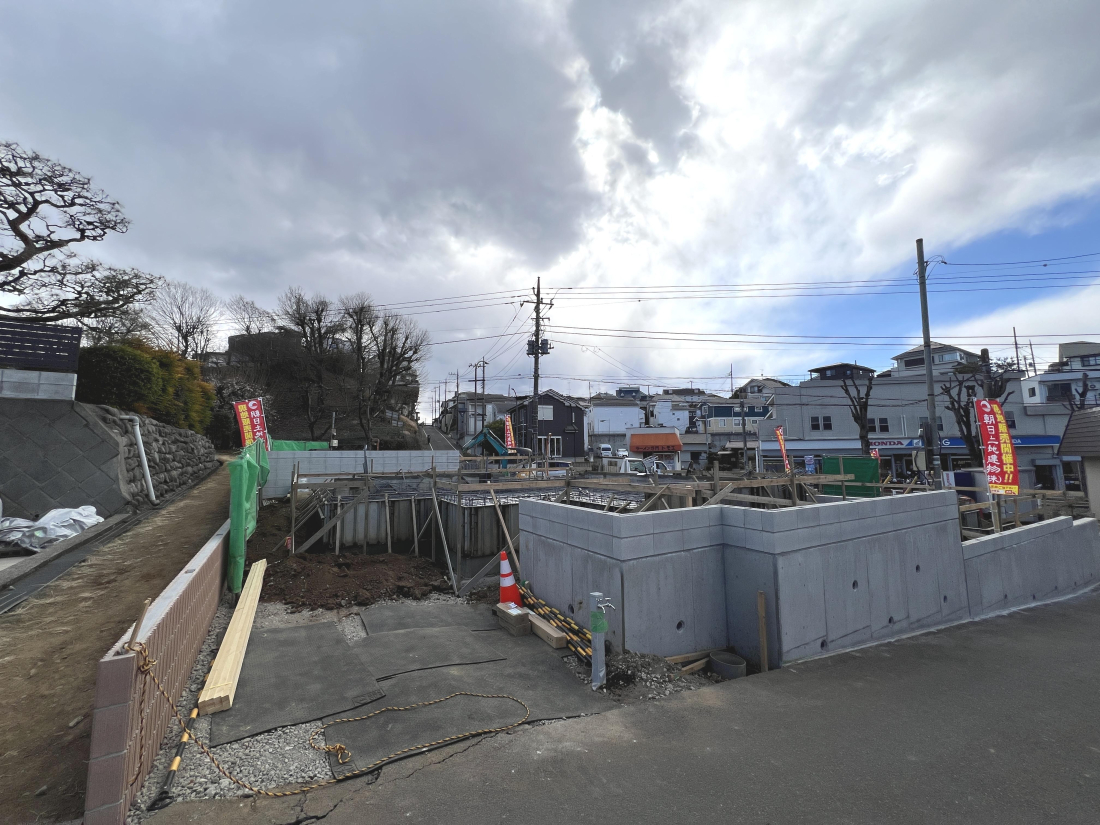 �����s�����q�s�U�c��4���ڂ̐V�z��ˌ��Ă̌��n�O�ώʐ^