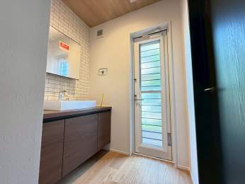 �����s�����q�s�߂����3����41-4�̐V�z��ˌ��Ă̐��ʑ�E���ʏ�