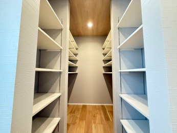 �����s�����q�s�߂����3����41-4�̐V�z��ˌ��Ă̎��[