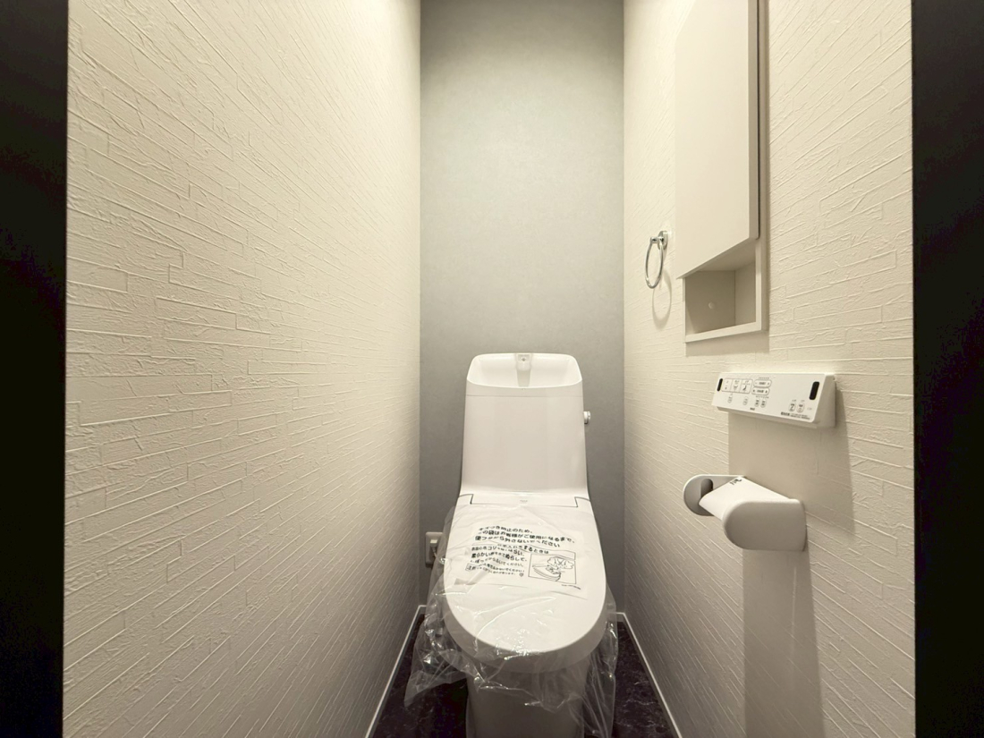 �����s�����q�s�߂����3����41-4�̐V�z��ˌ��Ẵg�C��