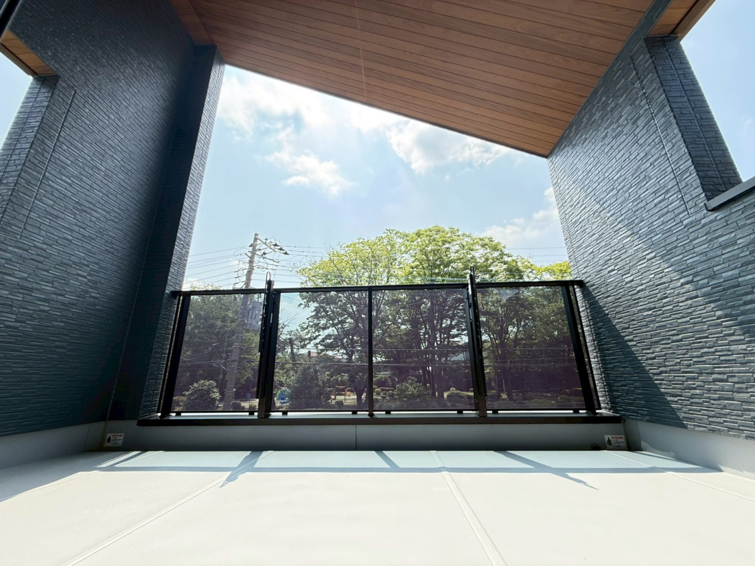 �����s�����q�s�߂����3����41-4�̐V�z��ˌ��Ẵo���R�j�[