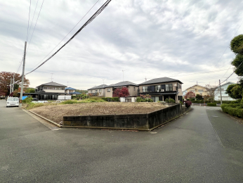 sqsvێR1ڂ̓yn̑OʓH܂ތnʐ^